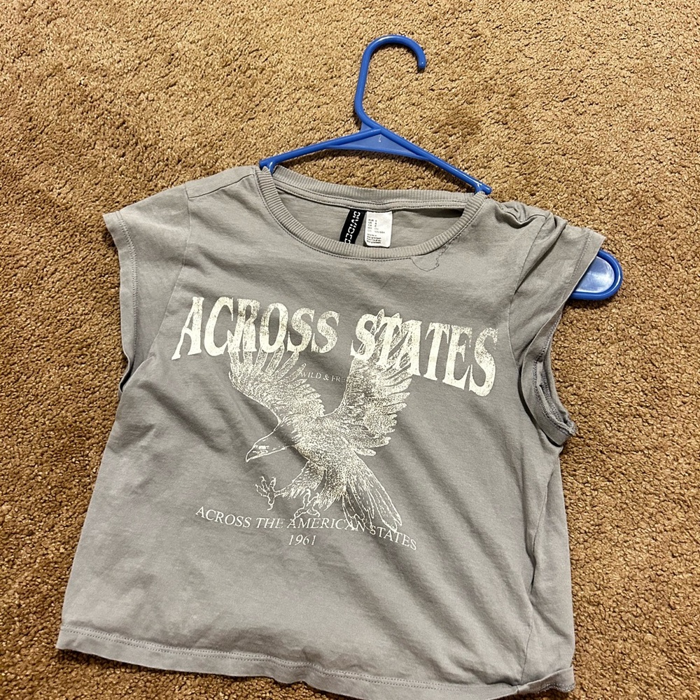 Blue-Gray Graphic Tee with Eagle Print